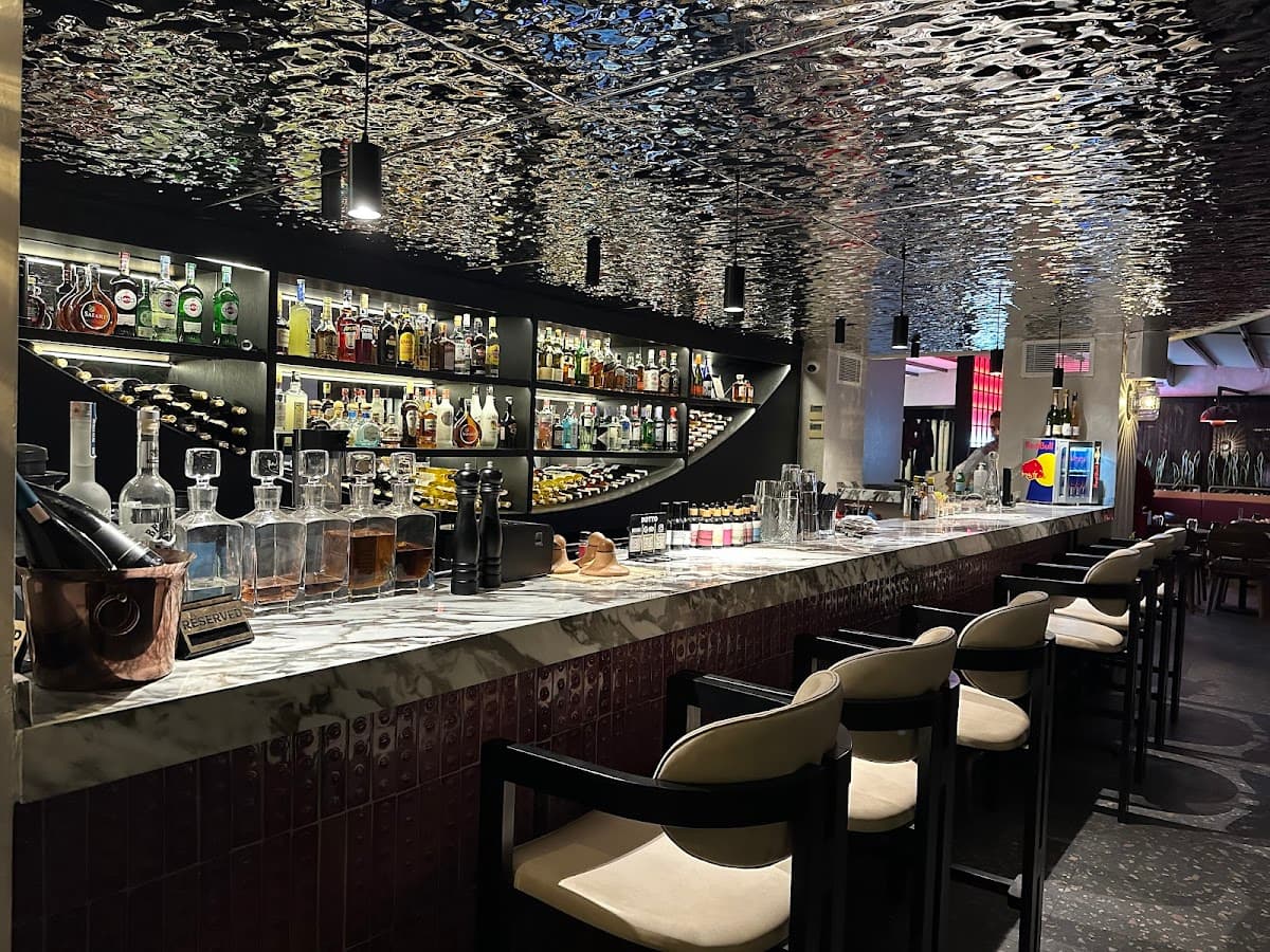 Sushi Dotto (Far East) — ресторан в Аланье